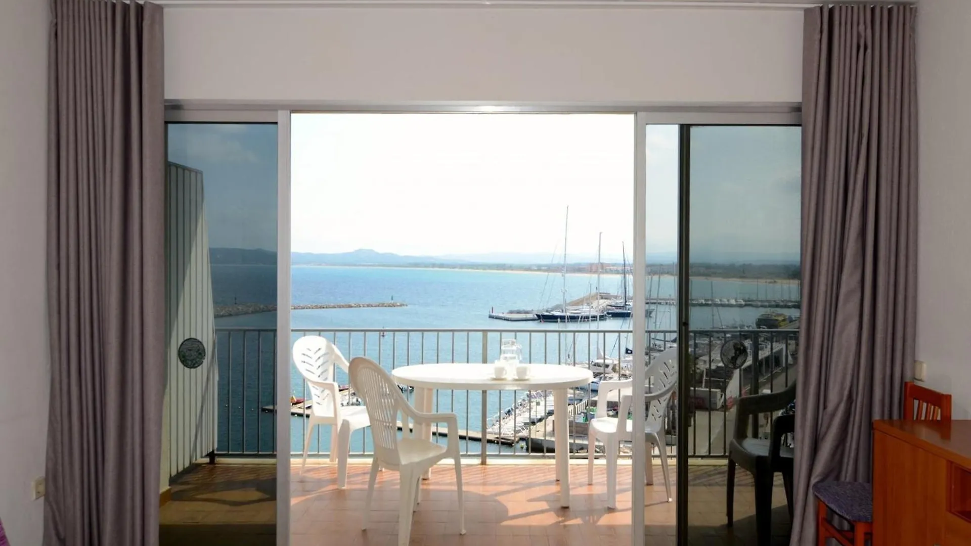 ל'אסטרטיט Apartment Nautic 2D 1-3 0*,  ספרד